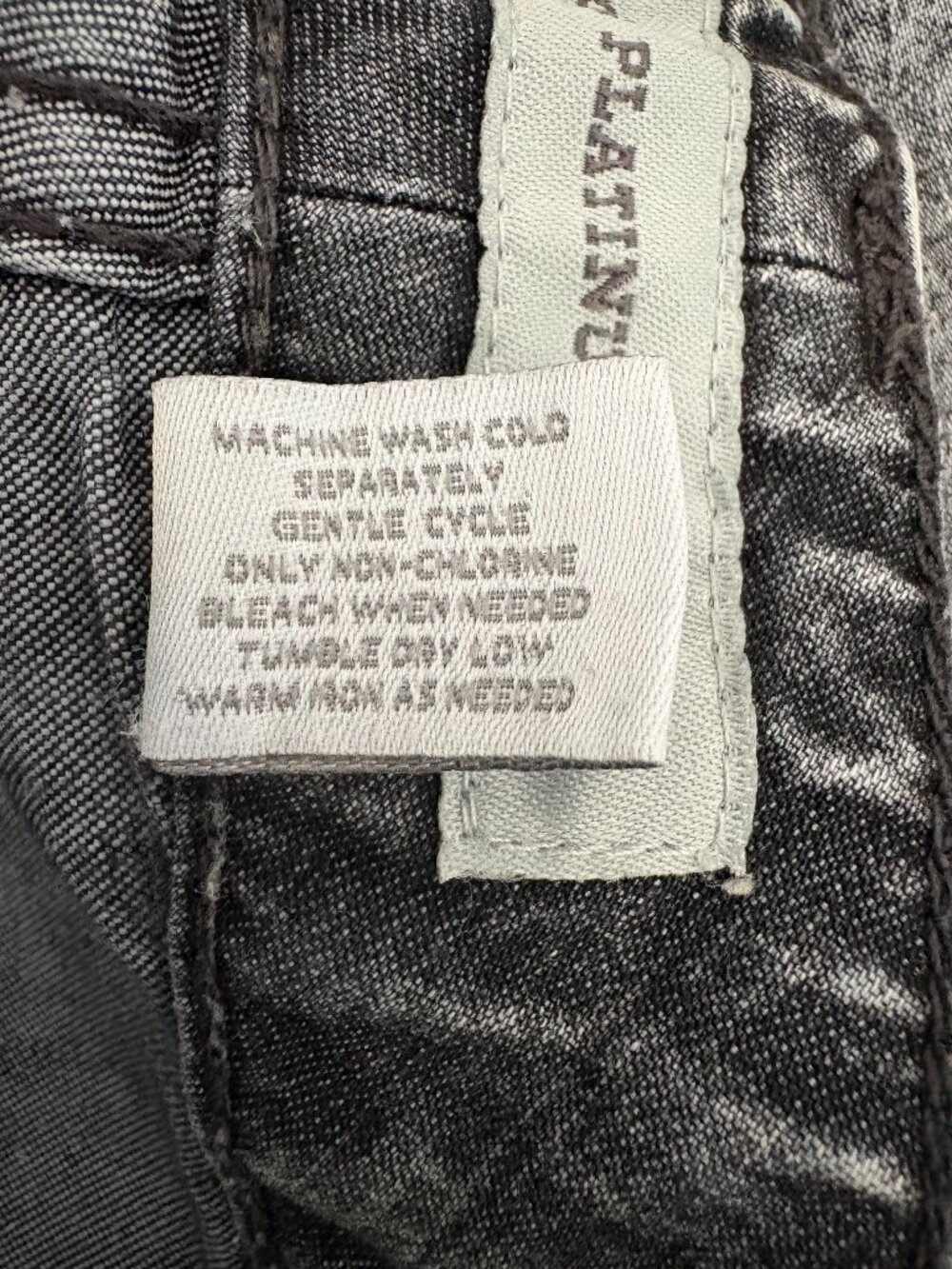 Chico's Platinum Denim Cropped Pants Size 1.5 Gray/Black - Picture 4 of 5